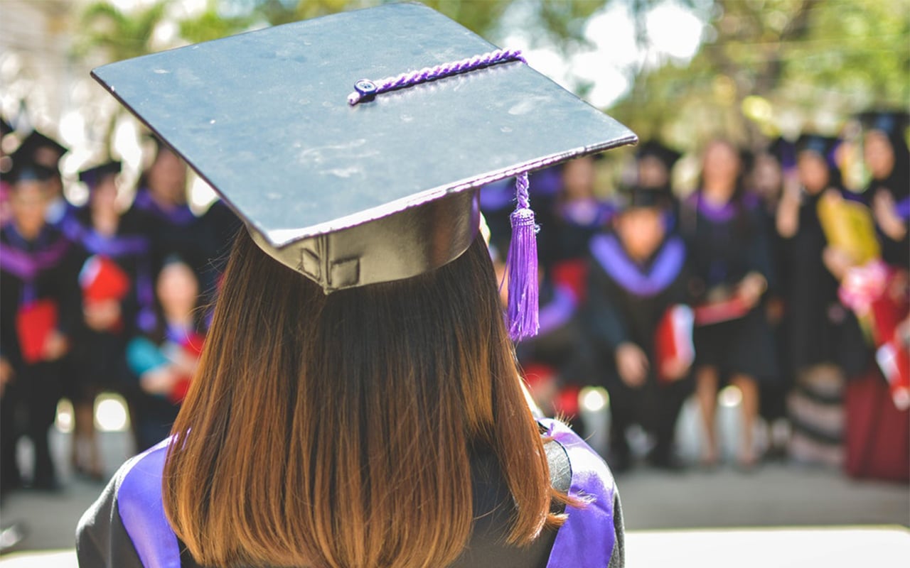 How To Apply For A Scholarship Program?
